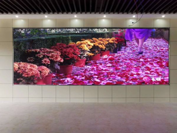 P1.875 indoor full-color screen