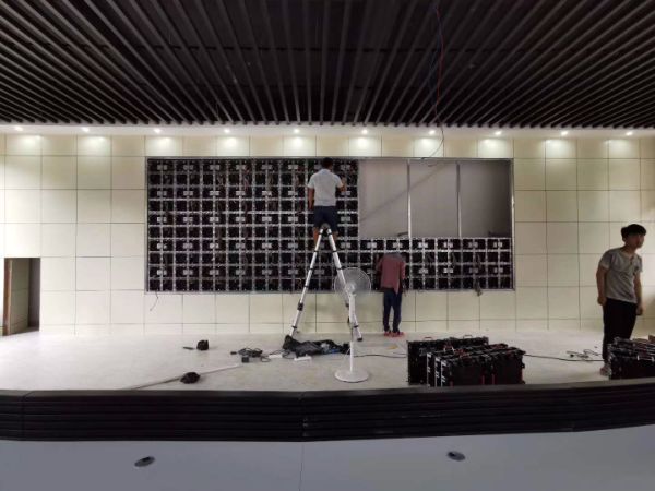 P1.875 indoor full-color screen
