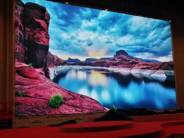 P2 indoor full-color screen