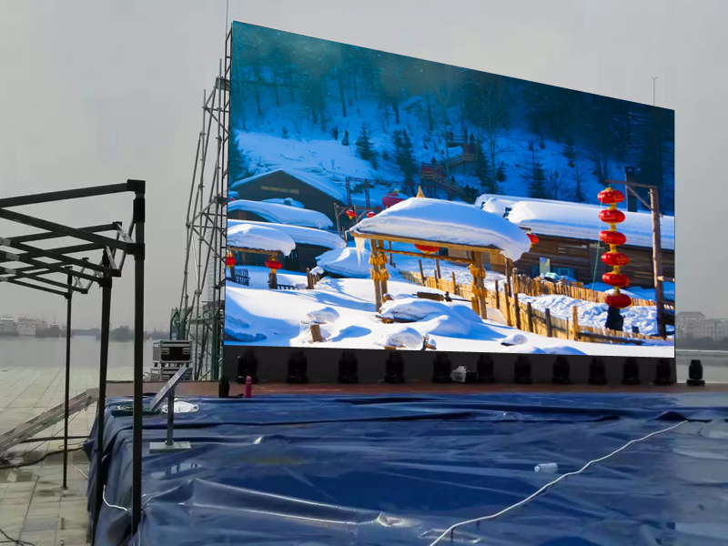 The development trend of outdoor small-pitch LED display