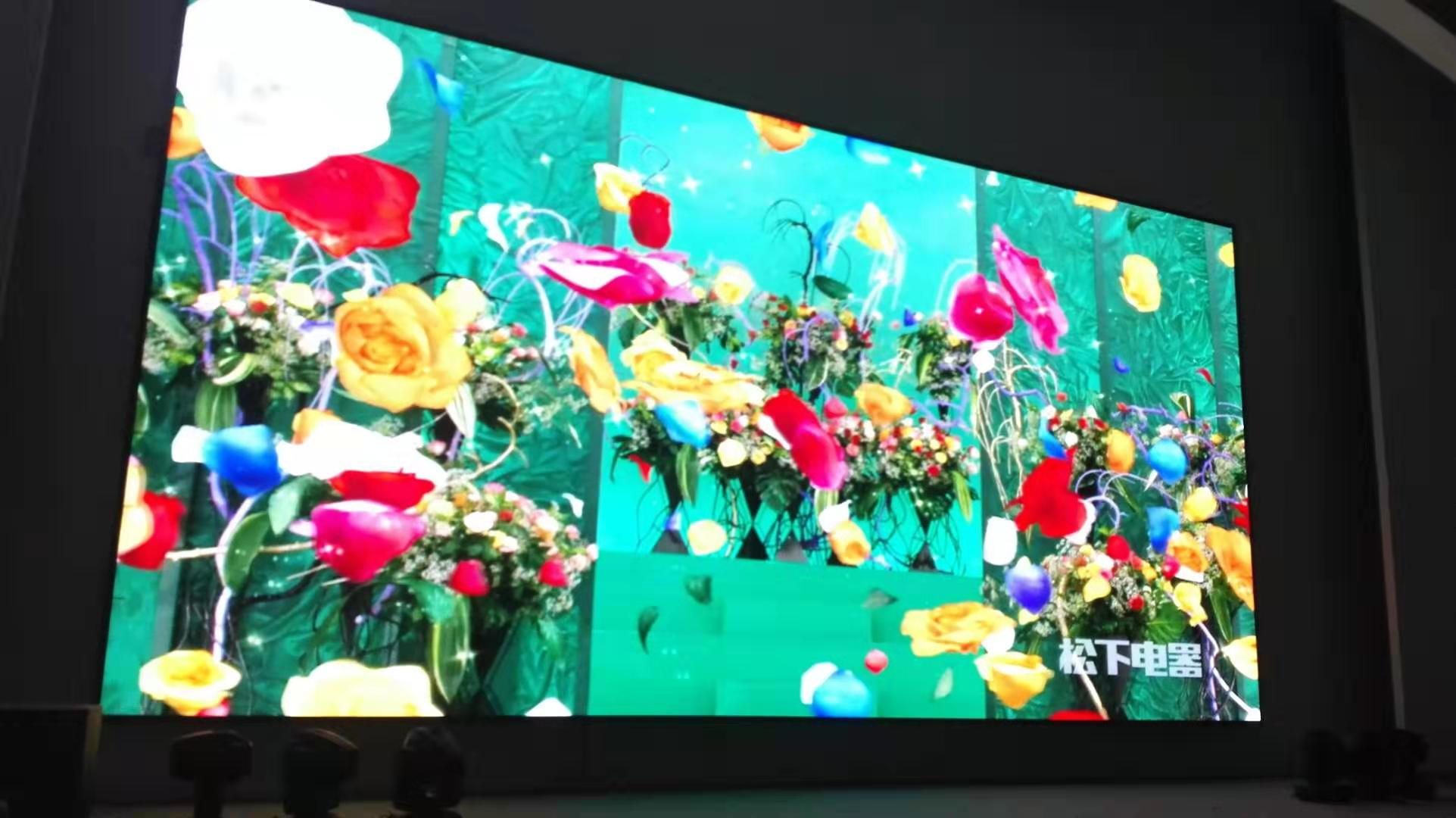 Honghe display indoor full color LED display successfully lights up Hong Kong