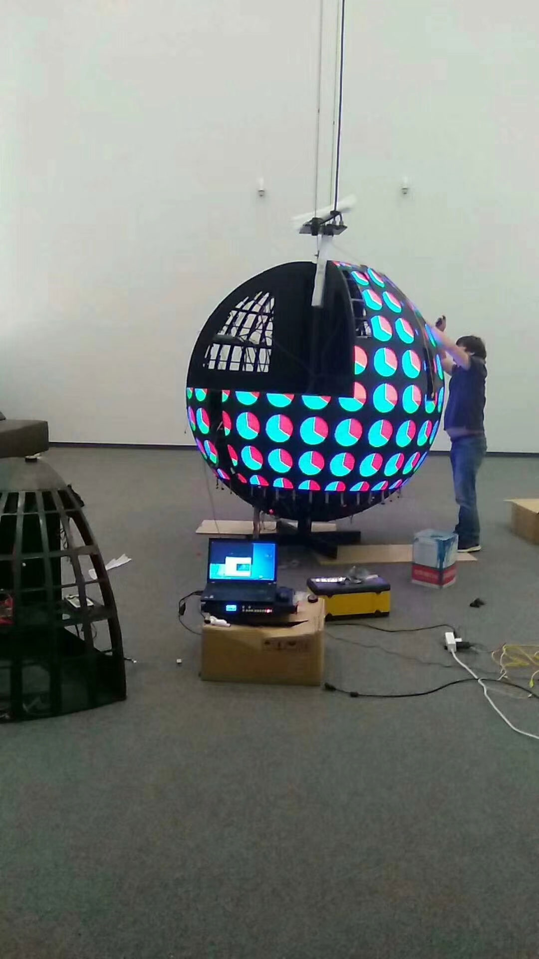 Who will be the subversive of the future LED display industry
